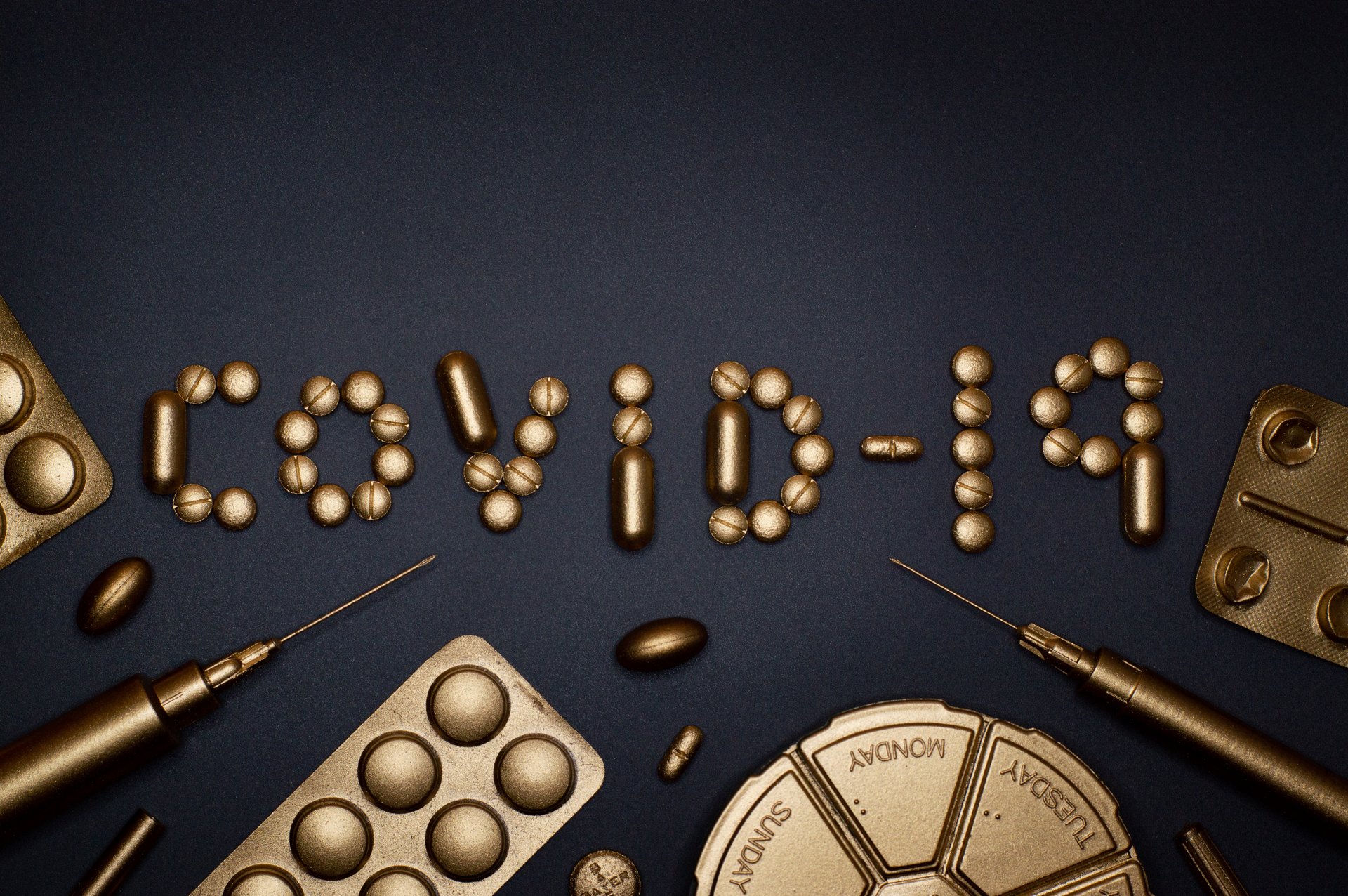 The Importance of Moving Averages on COVID-19 Tracking Dashboards